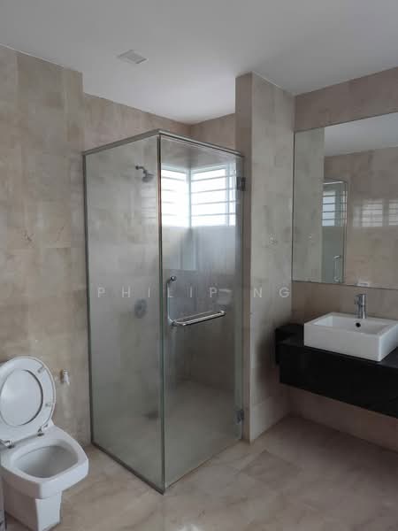 Rumah Banglo untuk Dijual di Country Heights (Kajang) - Philip Ng - Bathroom - PropertyGuru.com.my