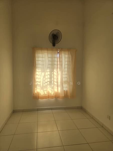 Rumah Teres 2 Tingkat untuk Disewa di Bandar Mahkota Banting (Tanjong Duabelas) - Jenny Ng - Interior - PropertyGuru.com.my