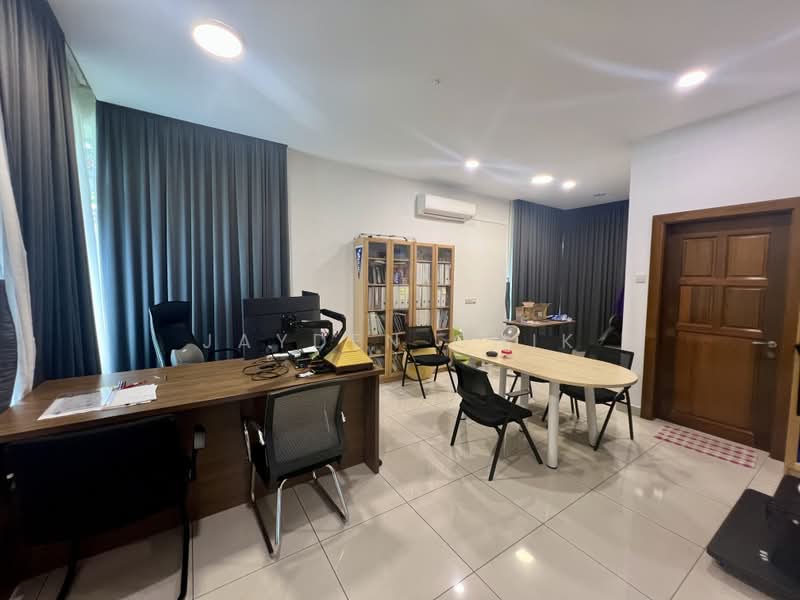 Bungalow for Sale in Taman Seputeh (Seputeh) - Jayden Chik - PropertyGuru.com.my