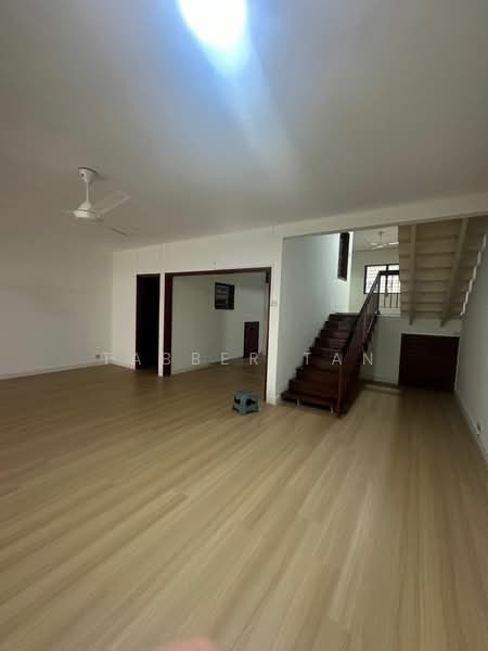 2.5-storey Terraced House for Rent in Taman Seputeh (Seputeh) - Tabber Tan - Living Room - PropertyGuru.com.my