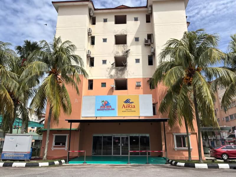 Pangsapuri untuk Dijual di Tiara Beach Resort - Candy Soon - Exterior - PropertyGuru.com.my
