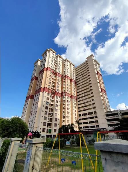 Pangsapuri untuk Dijual di Pangsapuri Permai Putera - WL Wan - Exterior - PropertyGuru.com.my
