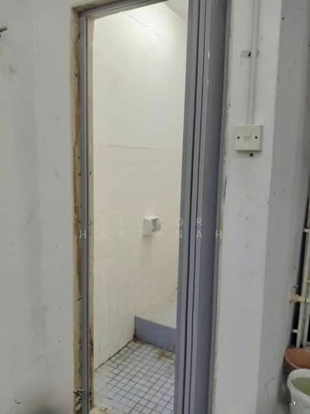 Kedai untuk Dijual di Rawang (Selangor) - Syukor Hartanah - Bathroom - PropertyGuru.com.my