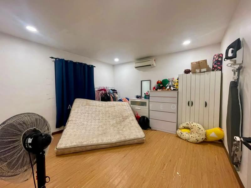 Rumah Teres 2 Tingkat untuk Dijual di Taman Desa Cemerlang (Ulu Tiram) - Andrew Teo - PropertyGuru.com.my