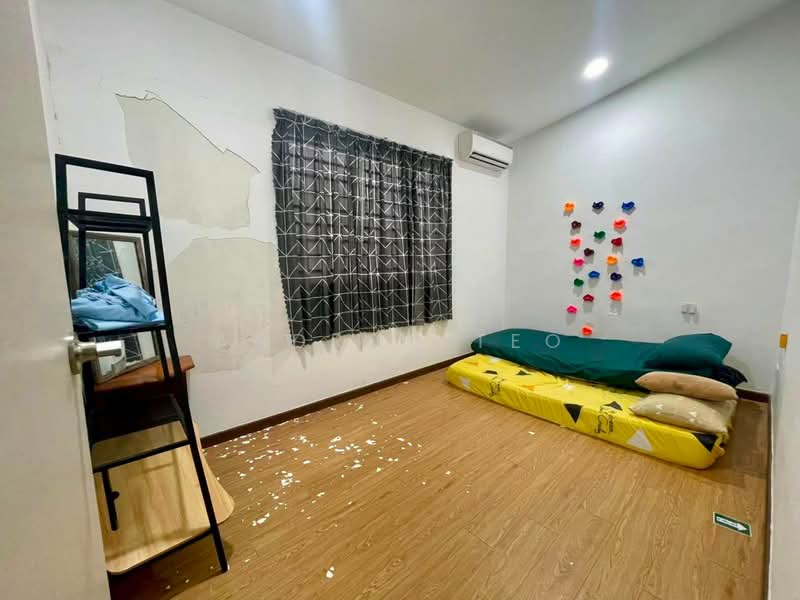 Rumah Teres 2 Tingkat untuk Dijual di Taman Desa Cemerlang (Ulu Tiram) - Andrew Teo - PropertyGuru.com.my