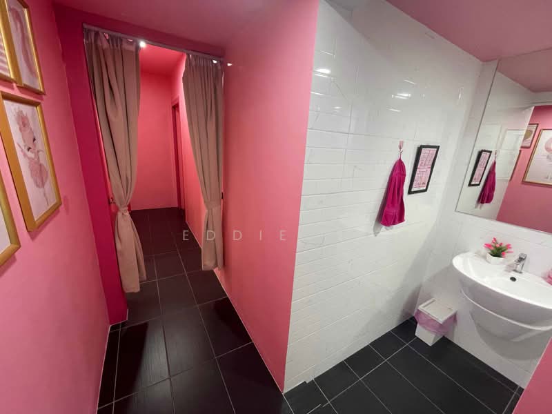 Shop / Office for Rent in Taman Tun Dr Ismail (Kuala Lumpur) - Eddie Hi - Bathroom - PropertyGuru.com.my