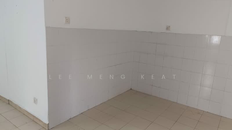 Flat for Rent at Desa Putra - Lee Meng Keat - Interior - PropertyGuru.com.my