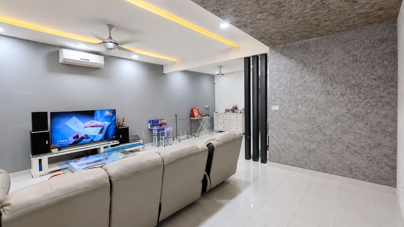 2.5-storey Terraced House for Sale in Pekan Batu 9 (Cheras) - Louis . - Living Room - PropertyGuru.com.my
