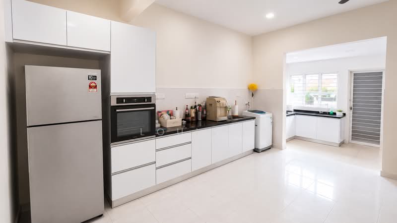 2.5-storey Terraced House for Sale in Pekan Batu 9 (Cheras) - Louis . - Kitchen - PropertyGuru.com.my