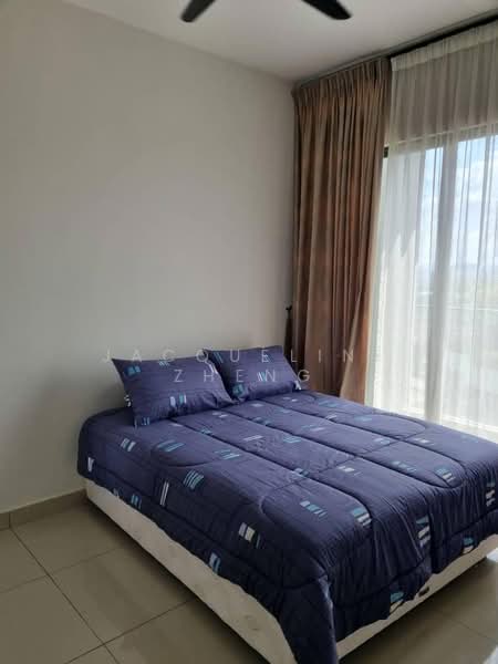 Servis Apartment untuk Dijual di Univ 360 Place - Jacqueline Zheng - Master Bedroom - PropertyGuru.com.my
