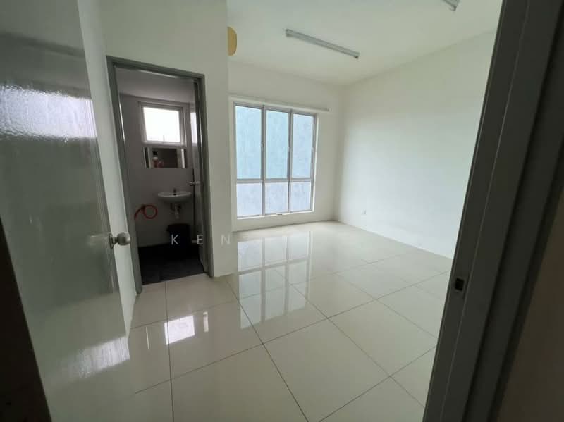 Service Residence for Sale at Silk Residence - Kenny Lai - Interior - PropertyGuru.com.my