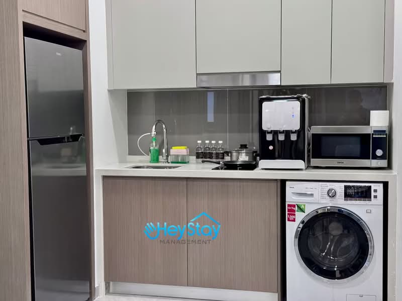 Service Residence for Rent at Agile Bukit Bintang - Rony Yeo - Kitchen - PropertyGuru.com.my