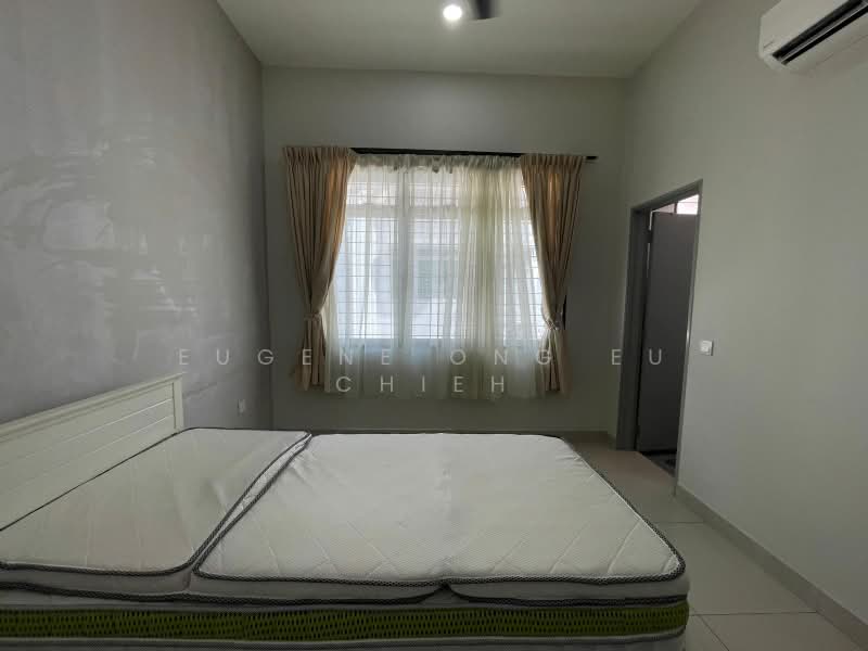 2-storey Terraced House for Rent in Kota Kemuning (Shah Alam) - Eugene Ong Eu chieh - Bedroom - PropertyGuru.com.my
