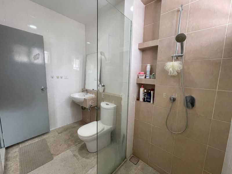 2-storey Terraced House for Rent in Kota Kemuning (Shah Alam) - Eugene Ong Eu chieh - Bathroom - PropertyGuru.com.my
