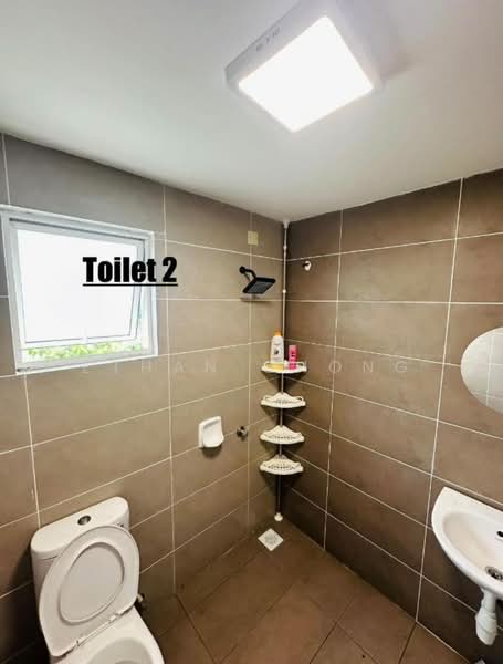 Rumah Berkembar untuk Disewa di Taman Desiran Bayu (Puchong) - Ethan Chong - Bathroom - PropertyGuru.com.my
