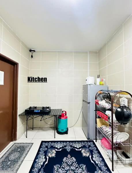 Rumah Berkembar untuk Disewa di Taman Desiran Bayu (Puchong) - Ethan Chong - Kitchen - PropertyGuru.com.my