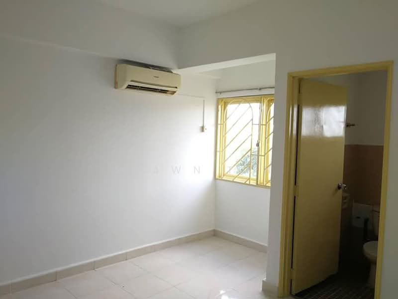 Condominium for Sale at Meadow Park 2 - Shawn Tan - Interior - PropertyGuru.com.my