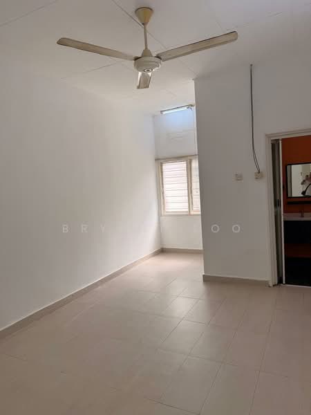 2-storey Terraced House for Sale in Bandar Kinrara Seksyen 5 (Bandar Kinrara) - Bryant Soo - Interior - PropertyGuru.com.my