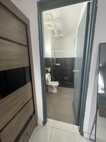 Kondominium untuk Disewa di Residensi Lanai - JJ Lim - Bathroom - PropertyGuru.com.my