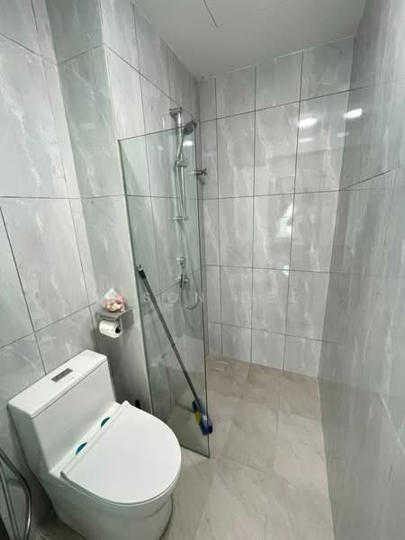 Pangsapuri untuk Disewa di Savana @ Batu Kawan - Elson Dee - Bathroom - PropertyGuru.com.my