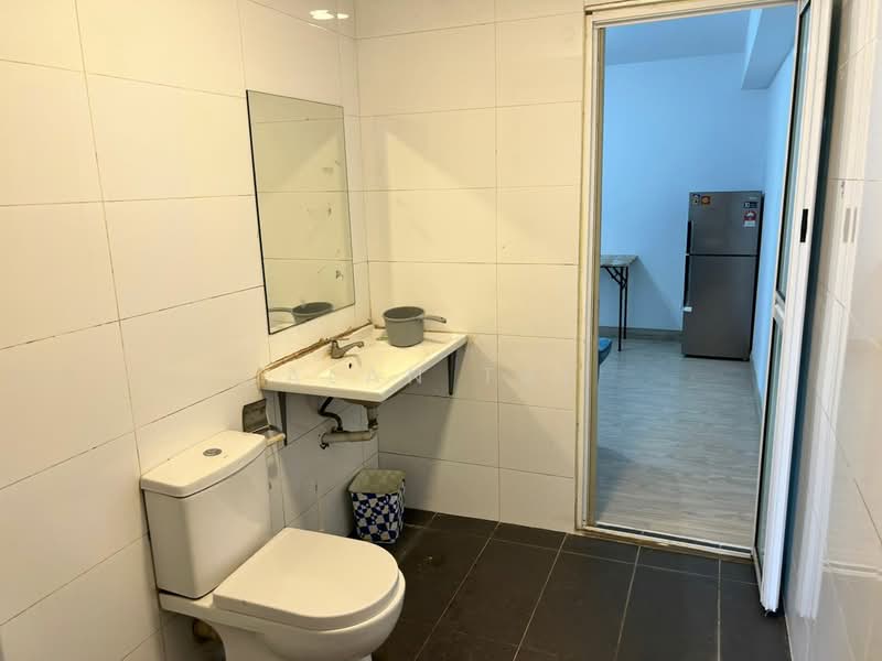 Service Residence for Rent at Halo Sunday @ Empire City - Alan Tai - Bathroom - PropertyGuru.com.my