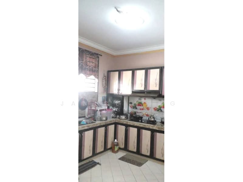 Rumah Teres 2 Tingkat untuk Dijual di Taman Scientex Pasir Gudang (Pasir Gudang) - Janice Yong - Kitchen - PropertyGuru.com.my