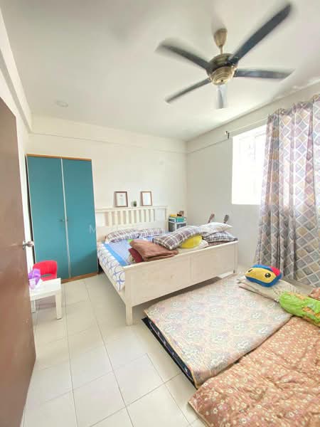 2-storey Terraced House for Sale in Taman Scientex Pasir Gudang (Pasir Gudang) - Muhamad Asrul - Bedroom - PropertyGuru.com.my