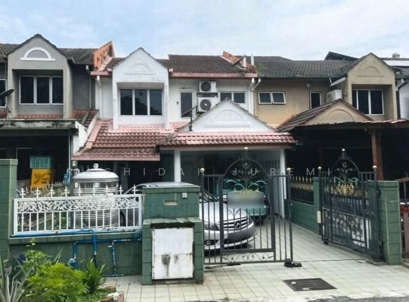 Rumah Teres 2 Tingkat untuk Dijual di Ulu Kelang (Kuala Lumpur) - Rashidah Juremi - Exterior - PropertyGuru.com.my