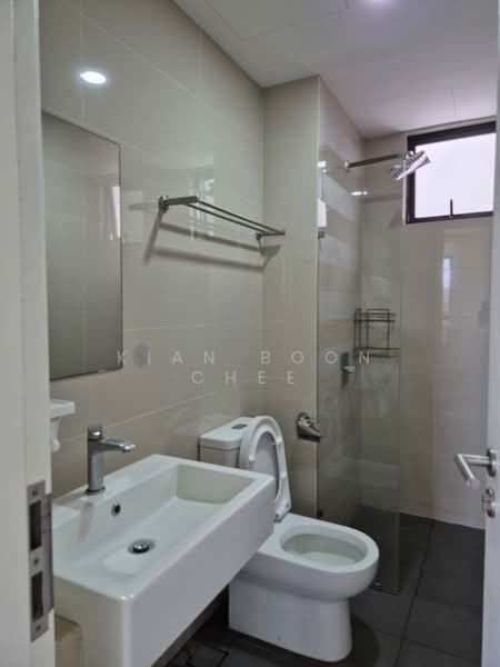 Servis Apartment untuk Dijual di United Point (Residensi Berpadu) - Kian Boon Chee - Bathroom - PropertyGuru.com.my