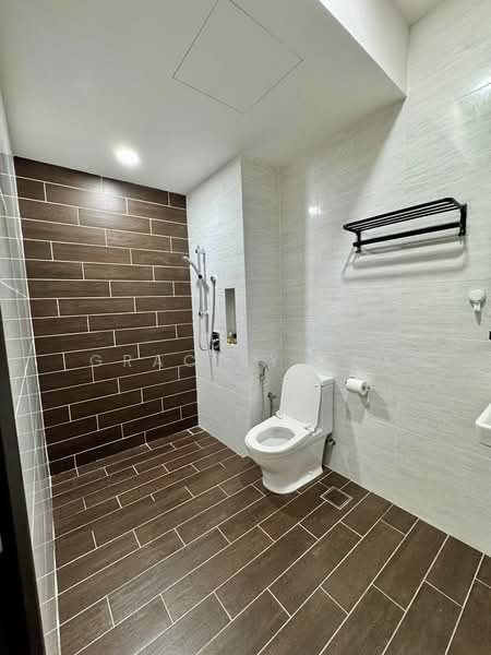 Kondominium untuk Disewa di Eco Terraces - Graciey Lim - Bathroom - PropertyGuru.com.my