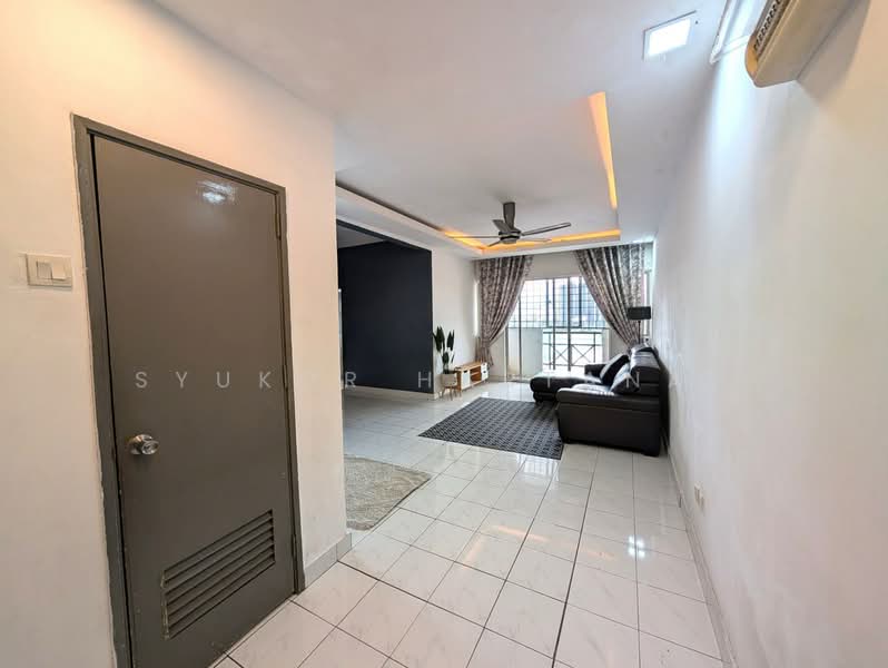 Condominium for Sale at Sri Suajaya Condominium - Syukor Hartanah - Living Room - PropertyGuru.com.my