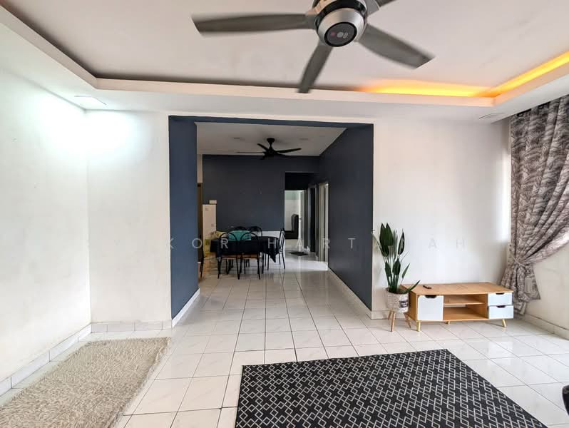 Condominium for Sale at Sri Suajaya Condominium - Syukor Hartanah - Living Room - PropertyGuru.com.my