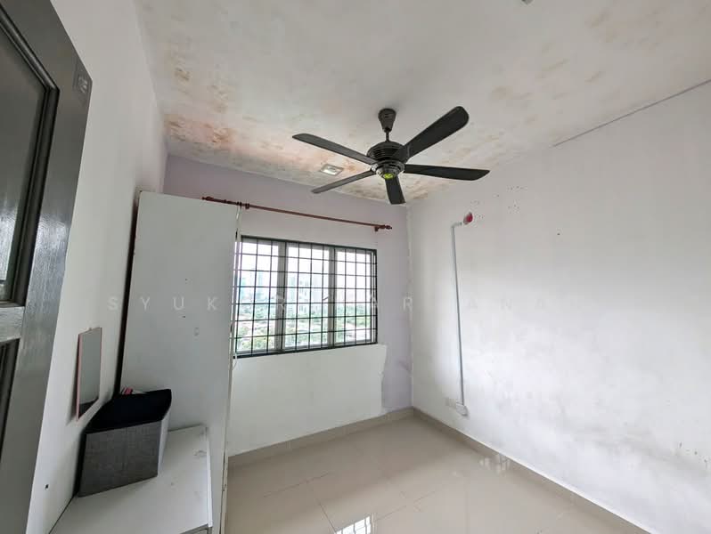 Condominium for Sale at Sri Suajaya Condominium - Syukor Hartanah - Interior - PropertyGuru.com.my