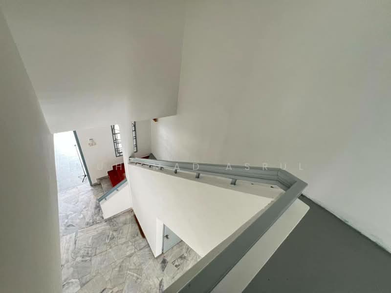 Rumah Teres 2 Tingkat untuk Dijual di Taman Pasir Putih (Pasir Gudang) - Muhamad Asrul - Corridor - PropertyGuru.com.my