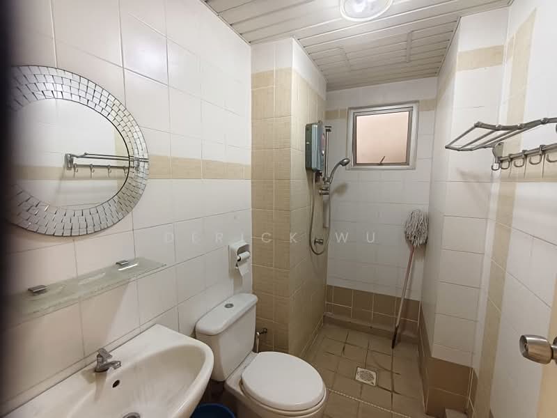 Kondominium untuk Dijual di Pudu Impian 2 - Vila Tropika - Derick Wu - Bathroom - PropertyGuru.com.my