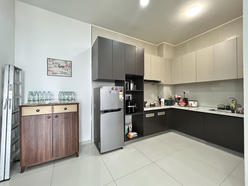 Kondominium untuk Dijual di Amberside @ Country Garden Danga Bay - June Lim - PropertyGuru.com.my