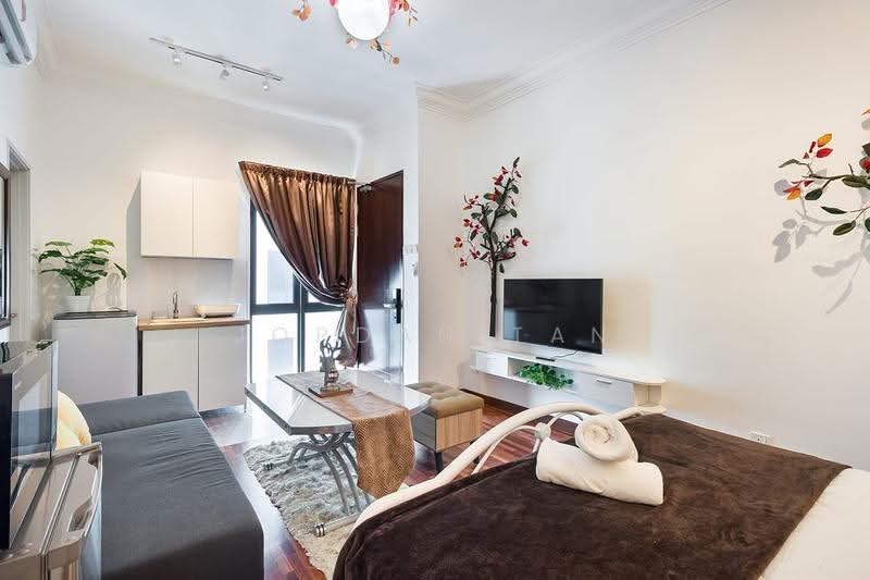 Kediaman Servis untuk Dijual di Pacific Star (Service Residence) - Jordan Tan - Living Room - PropertyGuru.com.my