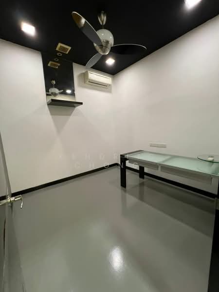 Kedai / Pejabat untuk Disewa di Taman Tasik Damai (Sungai Besi) - Kendriic Chong - Interior - PropertyGuru.com.my