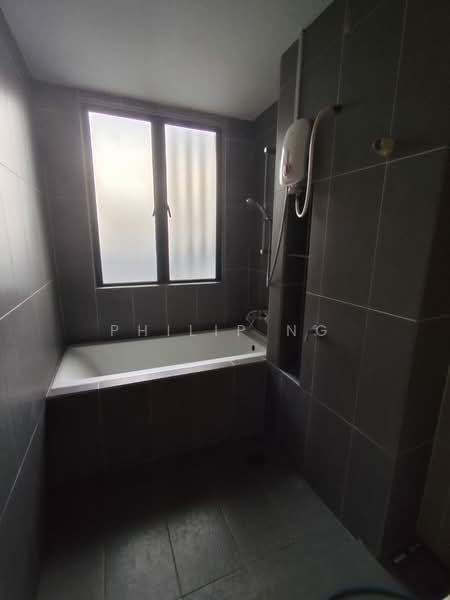 Servis Apartment untuk Dijual di You Vista @ You City - Philip Ng - Bathroom - PropertyGuru.com.my