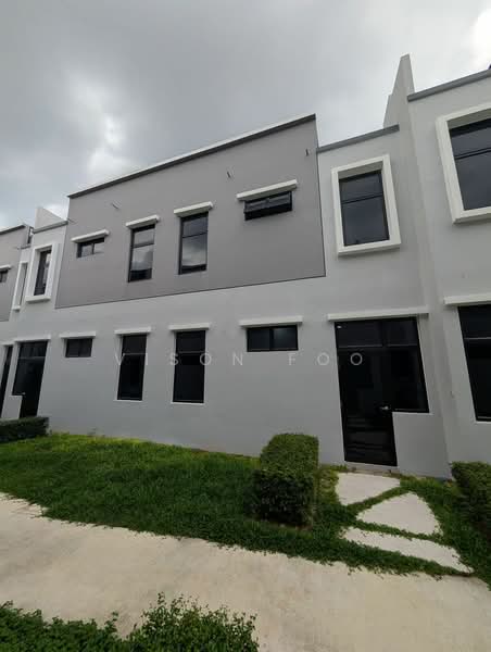 Rumah Teres 2 Tingkat untuk Disewa di Taman Mount Austin (Tebrau) - Vison Foo - Exterior - PropertyGuru.com.my