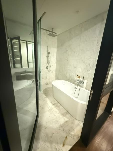 Service Residence for Rent at Banyan Tree Signatures - Weis Oon - Bathroom - PropertyGuru.com.my