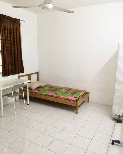 Kondominium untuk Dijual di Platinum Hill PV 5 - Shawn Tan - Bedroom - PropertyGuru.com.my