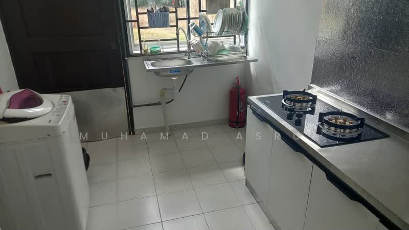 1-storey Terraced House for Sale in Taman Utama (Segamat) - Muhamad Asrul - Kitchen - PropertyGuru.com.my