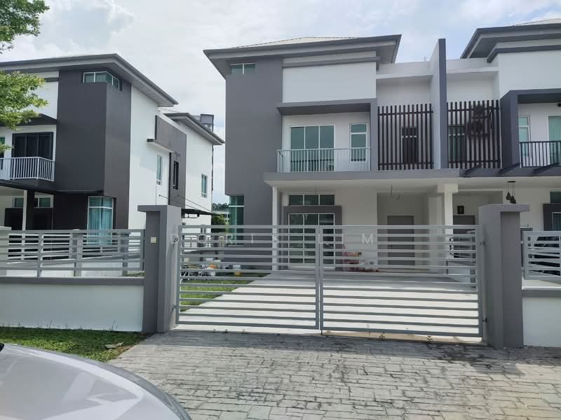 Rumah Berkembar untuk Dijual di Canary Garden (Klang) - Doris Lim - Exterior - PropertyGuru.com.my