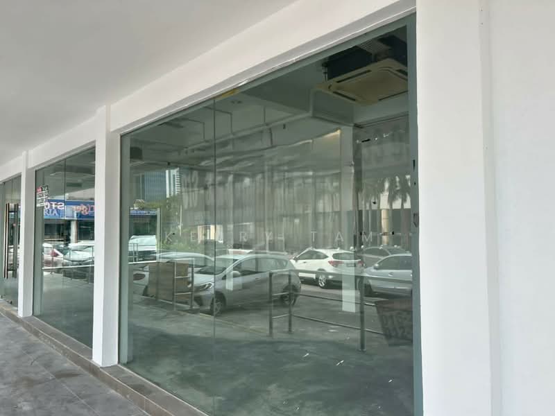 Shop / Office for Rent in Seksyen 52 (Petaling Jaya) - Kerry Tam - Exterior - PropertyGuru.com.my