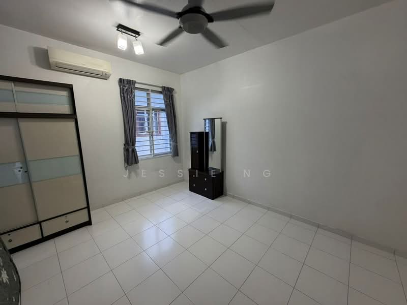 2-storey Terraced House for Sale in Taman Setia Indah (Tebrau) - Jessie Ng - Bedroom - PropertyGuru.com.my
