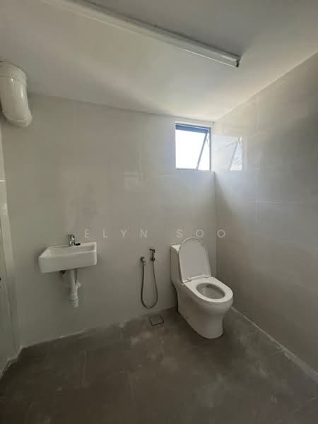 Shop / Office for Rent in Jalan Klang Lama (Old Klang Road) (Kuala Lumpur) - Elyn Soo - Bathroom - PropertyGuru.com.my