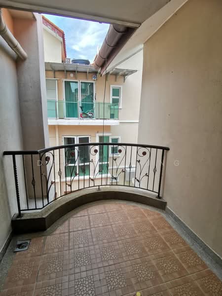 Rumah Teres 3.5 Tingkat untuk Dijual di Bukit Wangsamas (Setiawangsa) - David Chung - Balcony - PropertyGuru.com.my