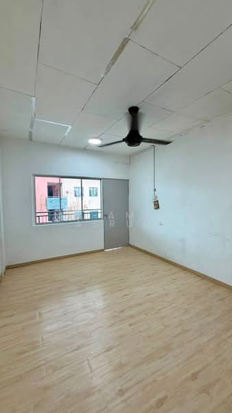 Flat for Sale at Taman Harmoni II - Muhamad Asrul - Interior - PropertyGuru.com.my