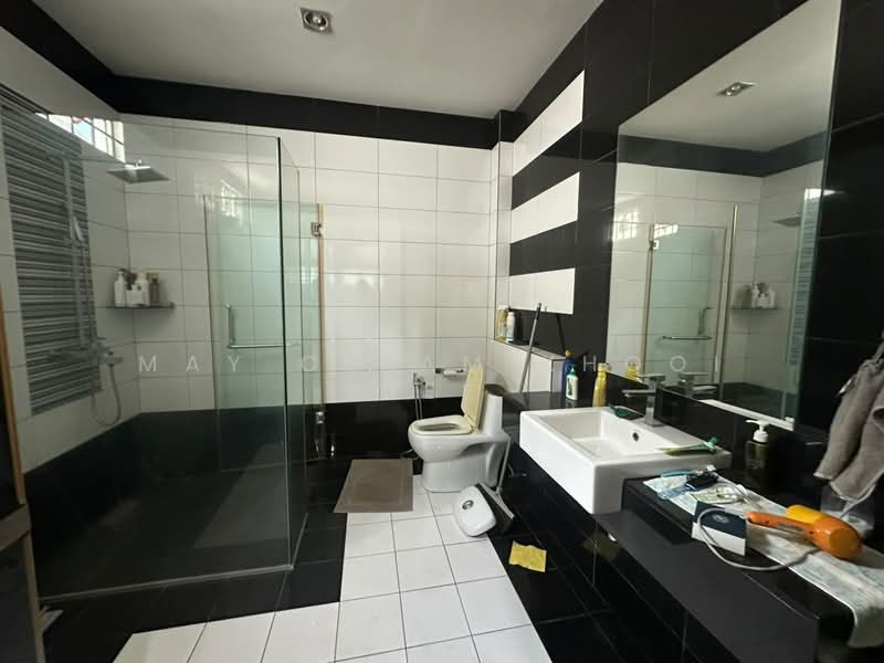 Rumah Teres 2.5 Tingkat untuk Dijual di Gelugor (Penang) - May Chiam Khooi Bee - Bathroom - PropertyGuru.com.my